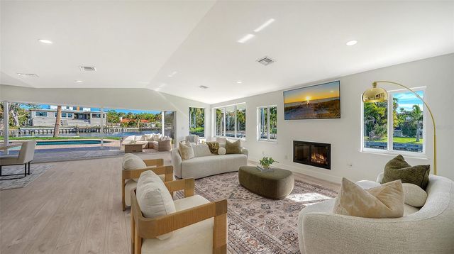 339 TREASURE BOAT WAY, Sarasota, FL 34242