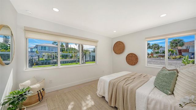 339 TREASURE BOAT WAY, Sarasota, FL 34242