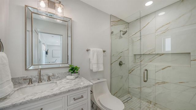 339 TREASURE BOAT WAY, Sarasota, FL 34242