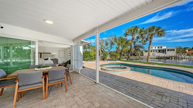 339 TREASURE BOAT WAY, Sarasota, FL 34242