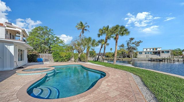 339 TREASURE BOAT WAY, Sarasota, FL 34242