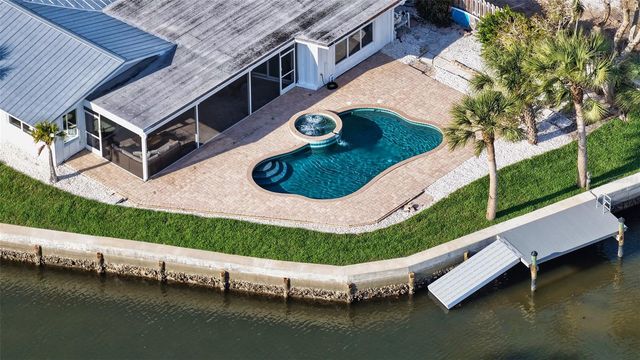 339 TREASURE BOAT WAY, Sarasota, FL 34242