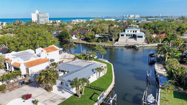 339 TREASURE BOAT WAY, Sarasota, FL 34242