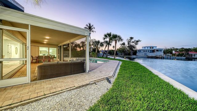 339 TREASURE BOAT WAY, Sarasota, FL 34242