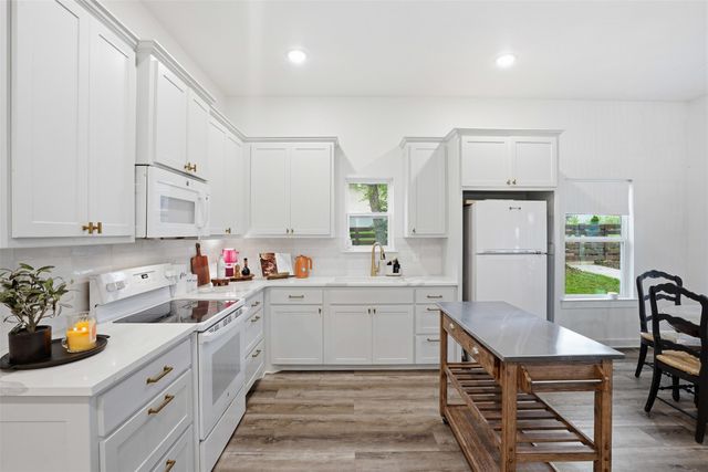 151 Haydon Creek, Weatherford, TX 76087