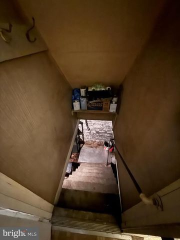 30 W PENN ST, Shenandoah, PA 17976