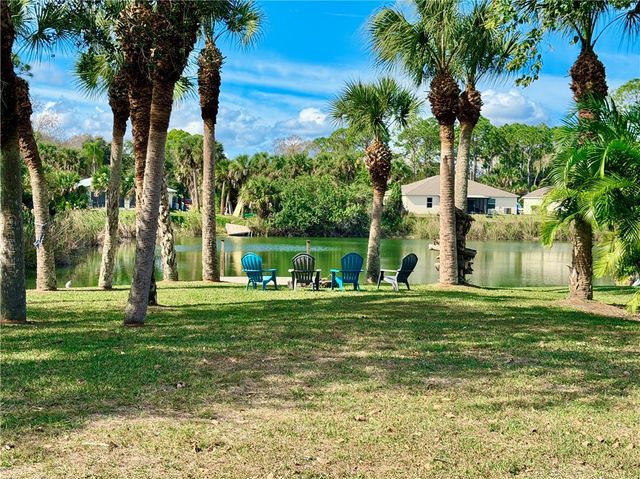 8424 94th Avenue, Vero Beach, FL 32967