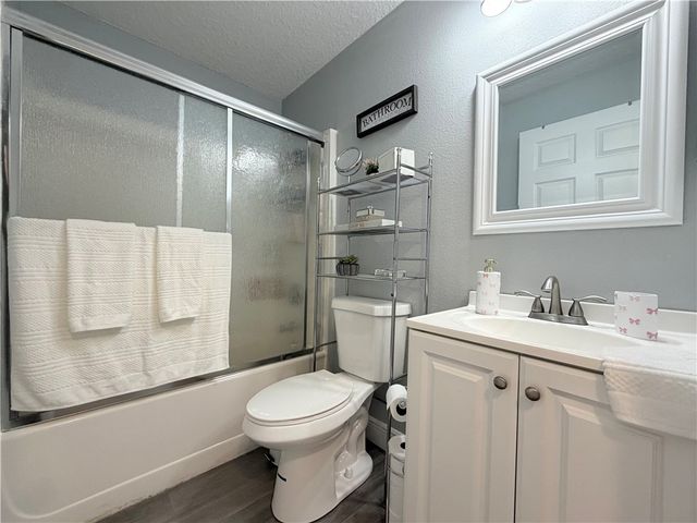 8424 94th Avenue, Vero Beach, FL 32967