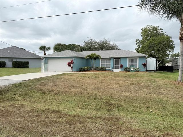 8424 94th Avenue, Vero Beach, FL 32967