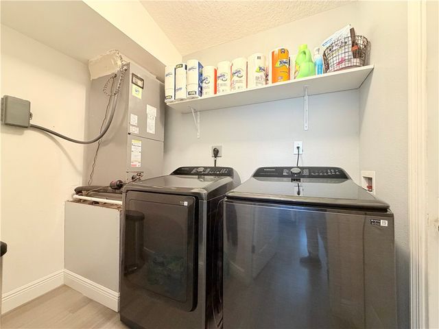 8424 94th Avenue, Vero Beach, FL 32967