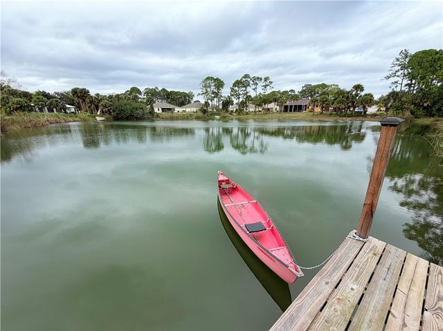 8424 94th Avenue, Vero Beach, FL 32967