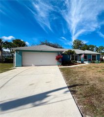 8424 94th Avenue, Vero Beach, FL 32967