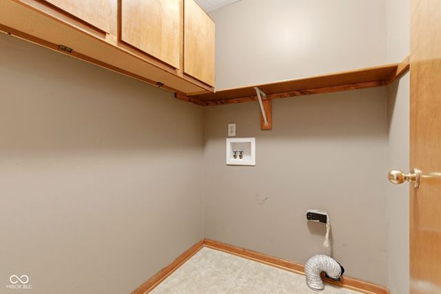 751 Cottage Lane, Greenwood, IN 46143