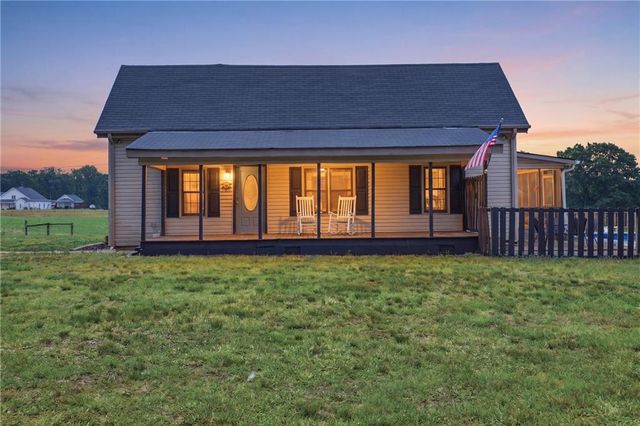 5525 Sandy Cross Road, Carnesville, GA 30521