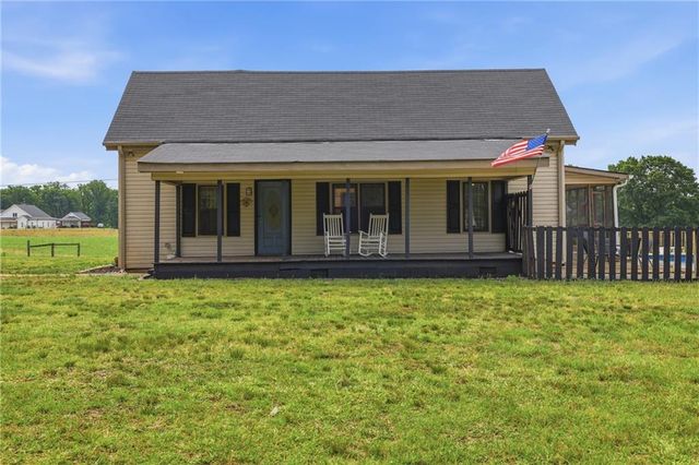 5525 Sandy Cross Road, Carnesville, GA 30521