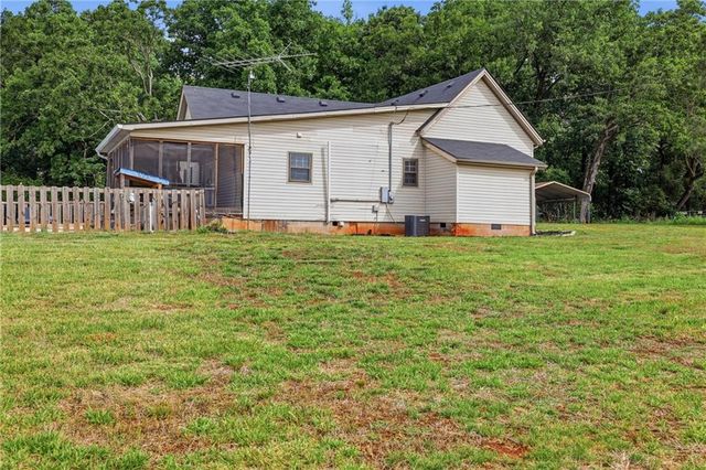 5525 Sandy Cross Road, Carnesville, GA 30521