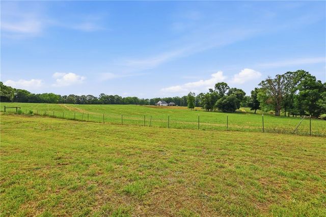 5525 Sandy Cross Road, Carnesville, GA 30521