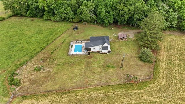 5525 Sandy Cross Road, Carnesville, GA 30521