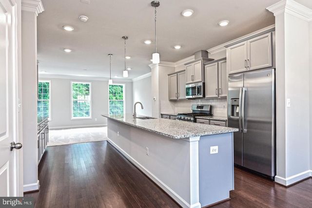 4404 FAIR LAKES CT, Fairfax, VA 22033