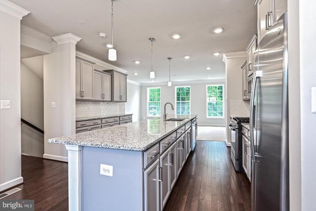 4404 FAIR LAKES CT, Fairfax, VA 22033