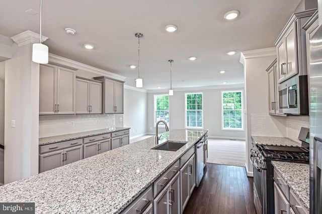 4404 FAIR LAKES CT, Fairfax, VA 22033