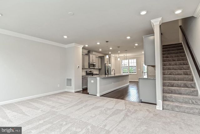 4404 FAIR LAKES CT, Fairfax, VA 22033