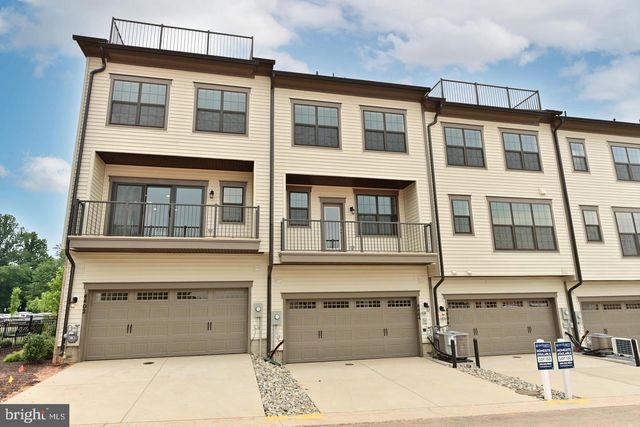 4404 FAIR LAKES CT, Fairfax, VA 22033