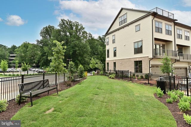 4404 FAIR LAKES CT, Fairfax, VA 22033