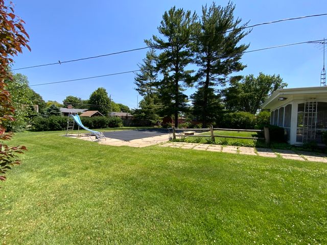 720 Mcclaran Avenue, Aurora, IL 60506