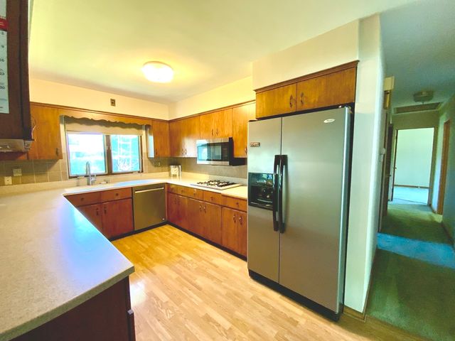 720 Mcclaran Avenue, Aurora, IL 60506