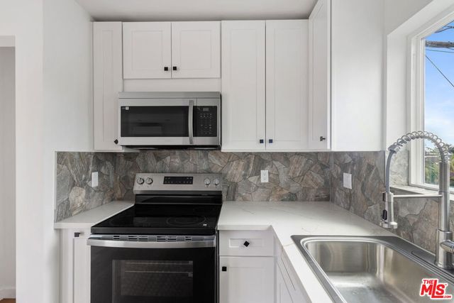 15840 Chatsworth Street, Granada Hills, CA 91344