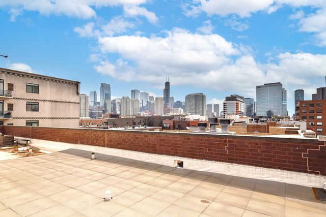 675 N PEORIA Street 3N, Chicago, IL 60642