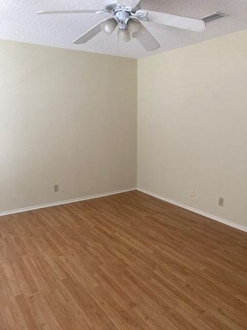 3115 HELMS ST 302, Austin, TX 78705