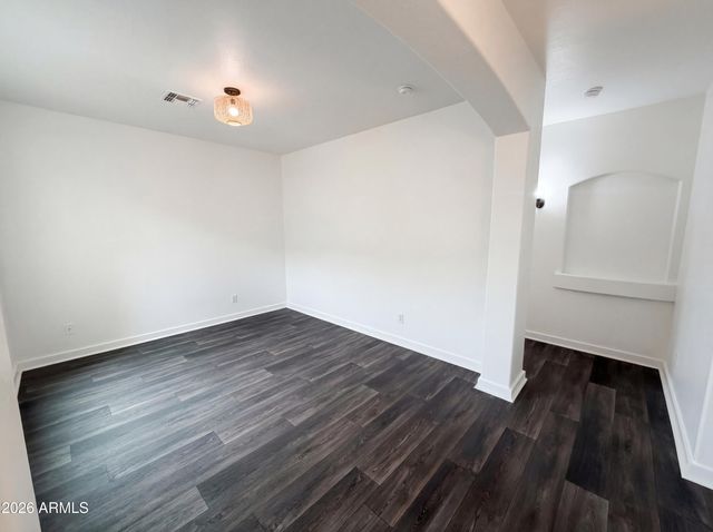 25703 W CROWN KING Road, Buckeye, AZ 85326