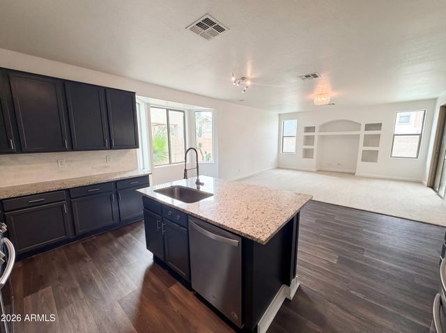 25703 W CROWN KING Road, Buckeye, AZ 85326