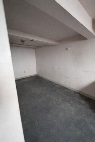 12231 S Lowe Avenue, Chicago, IL 60628