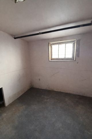 12231 S Lowe Avenue, Chicago, IL 60628