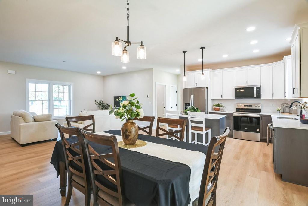 502 N WINDING BROOKE DR, Seaford, DE 19973