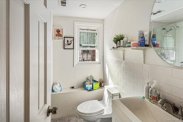 1107 137th Street, College Point, NY 11356