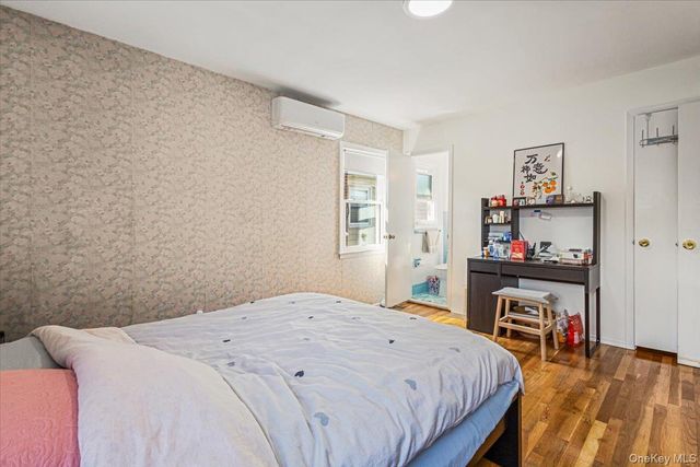 1107 137th Street, College Point, NY 11356