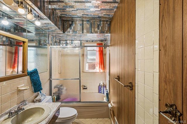 1107 137th Street, College Point, NY 11356