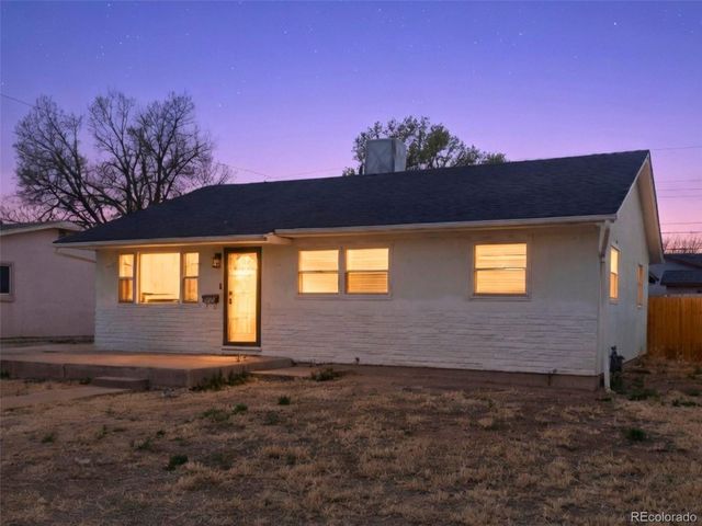 2021 Lynwood Lane, Pueblo, CO 81005