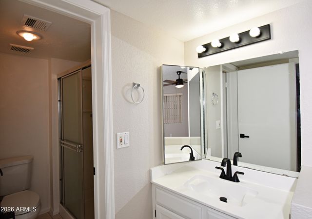 533 W GUADALUPE Road 1053, Mesa, AZ 85210