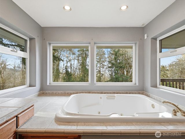 195 Rockwood Road, Kalama, WA 98625