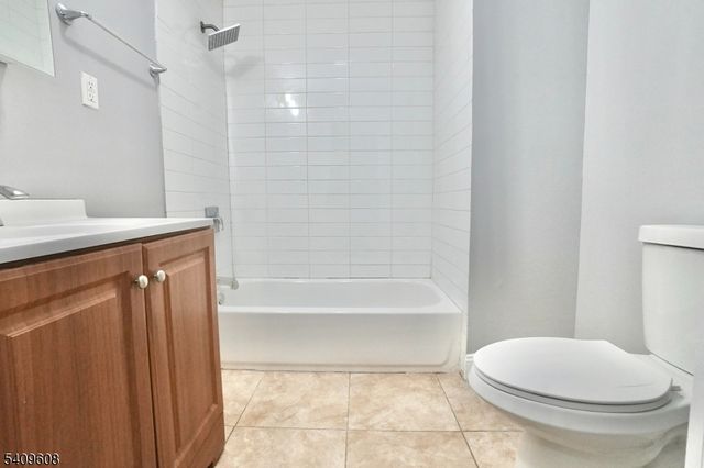 351 Mulberry St, Newark City, NJ 07102