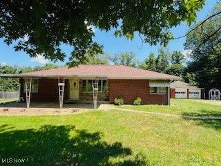 930 Friendship Drive, New Concord, OH 43762