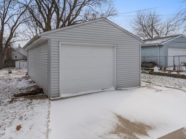 2613 N 10th STREET, Sheboygan, WI 53083