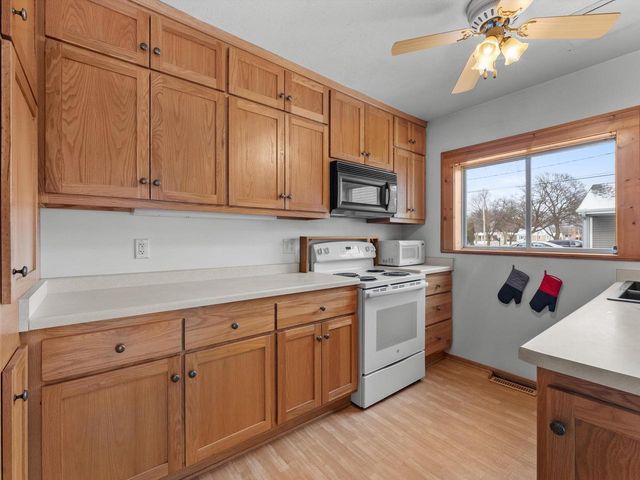 2613 N 10th STREET, Sheboygan, WI 53083
