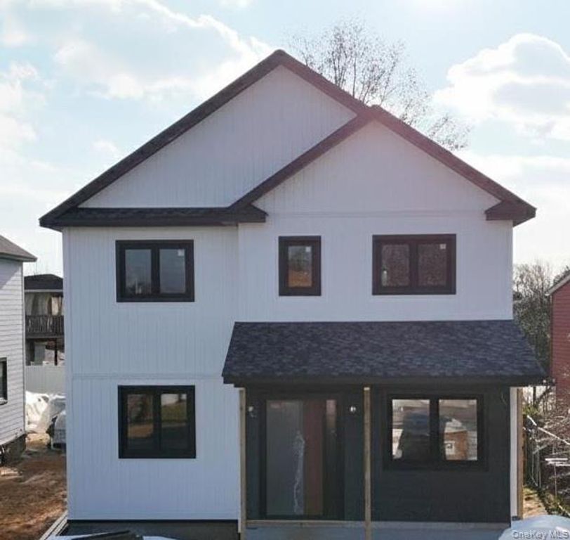 22 SURREY LANE, Valley Stream, NY 11580