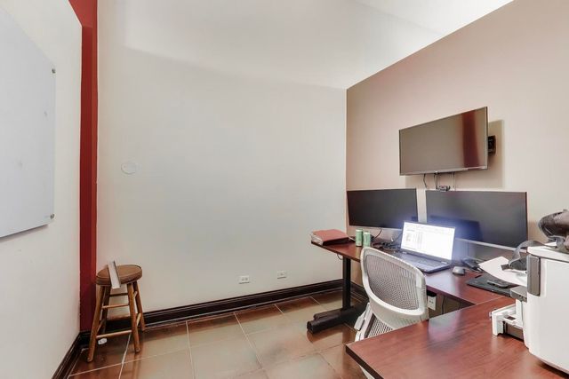 1636 N Bosworth Avenue, Chicago, IL 60642